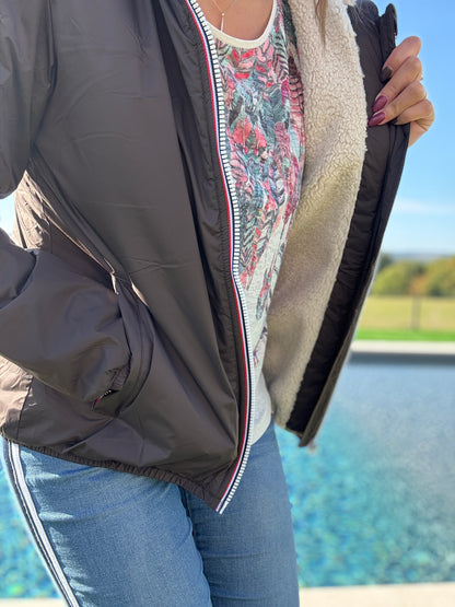 Laura Jo - Imperméable fourré court fausse fourrure marron chocolat intérieur imitation sherpa beige