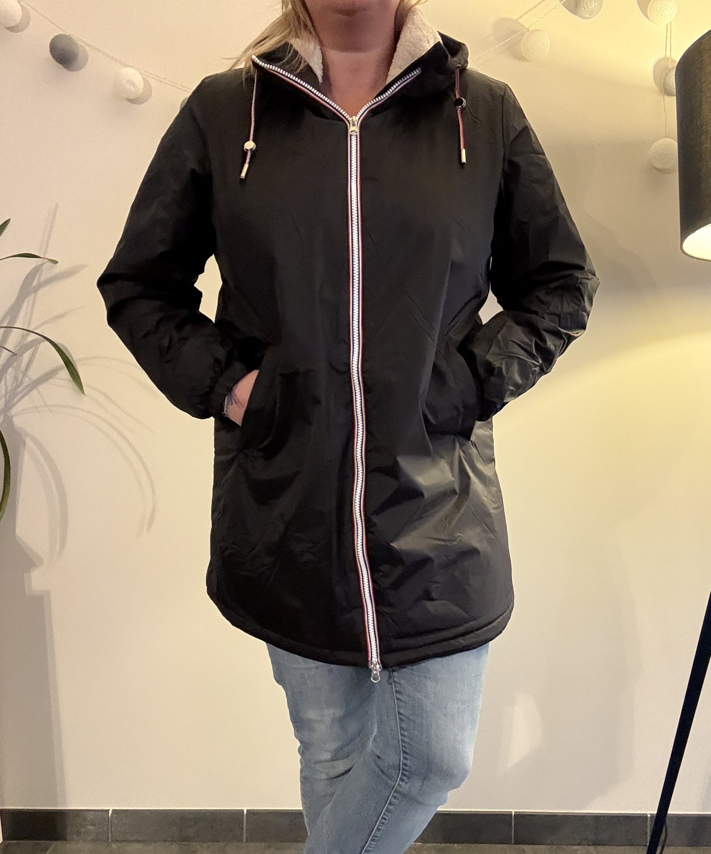 Laura Jo - Imperméable fourré long fausse fourrure noir intérieur sherpa beige