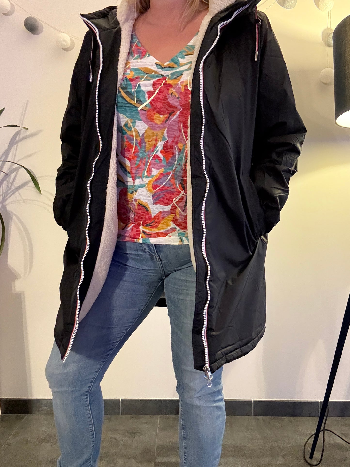 Laura Jo - Imperméable fourré long fausse fourrure noir intérieur sherpa beige - Curvy