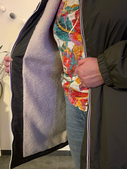 Laura Jo - Imperméable fourré long fausse fourrure kaki intérieur sherpa beige - Curvy