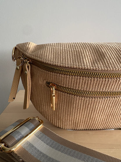 Sac banane velours côtelé 2 poches  taupe sangle fantaisie couleur Marron beige foncé