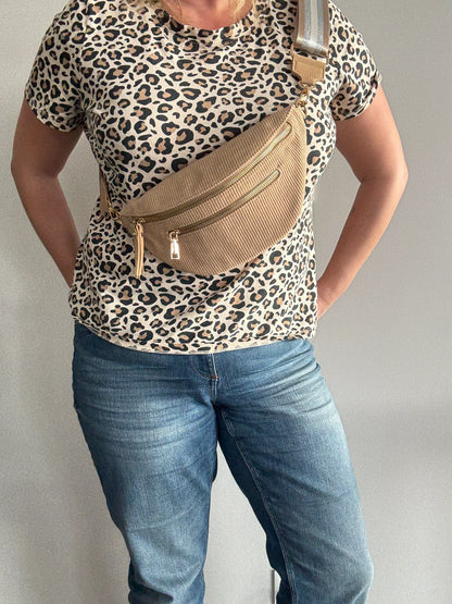 Sac banane velours côtelé 2 poches  taupe sangle fantaisie couleur Marron beige foncé