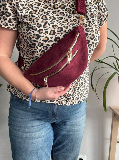 Sac banane toucher daim 2 poches rouge bordeaux sangle fantaisie