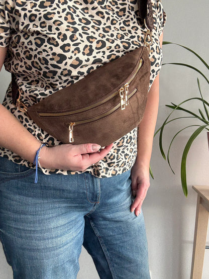 Riñonera efecto ante 2 bolsillos correa estampada color Marrón chocolate