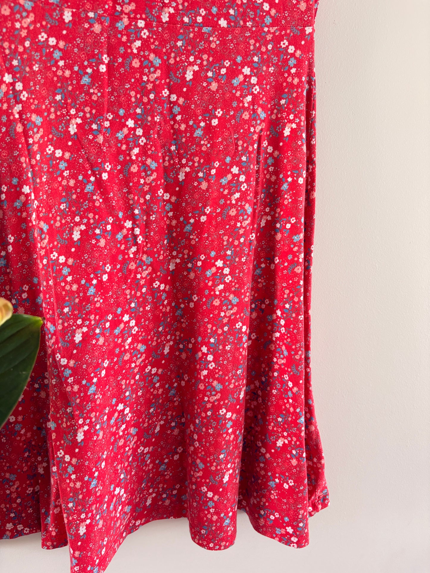 Robe Fleurie Rouge À Manches Courtes – Imprimé Ditsy taille S/36