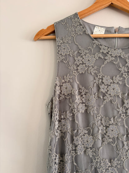 Robe Midi Dentelle Florale Grise – Seconde Main taille S/36