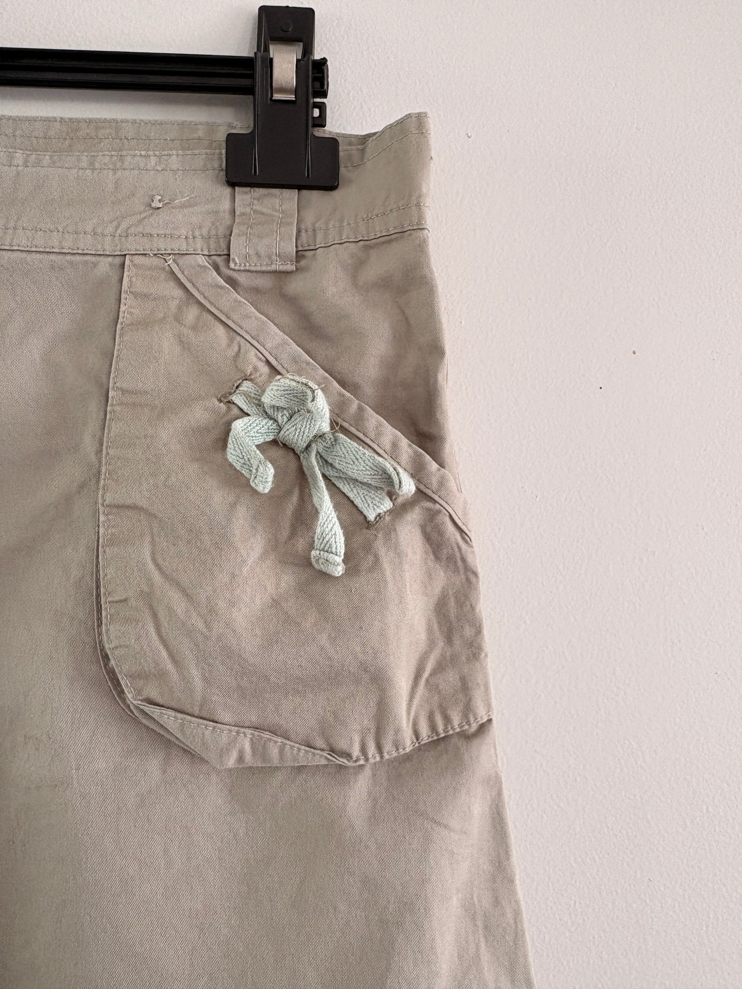 Jupe Beige Fille – Poches & Nœuds Menthe 12 ans