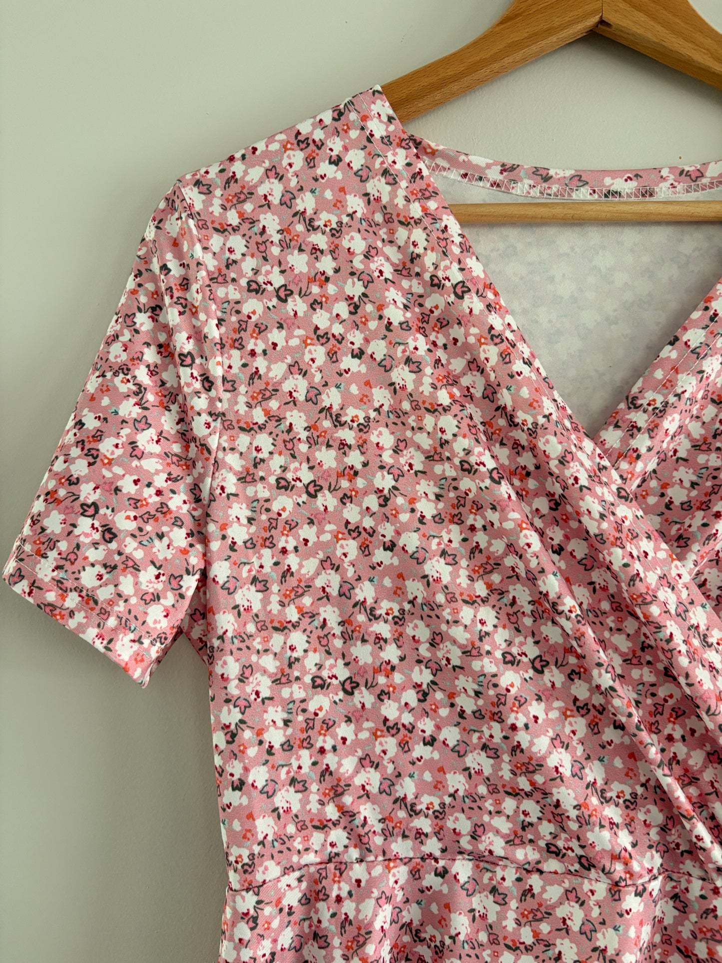 Robe Fleurie Rose Cache-Cœur Taille M/38