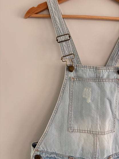 Salopette Short en Jean Délavé – Style Vintage Estival taille S