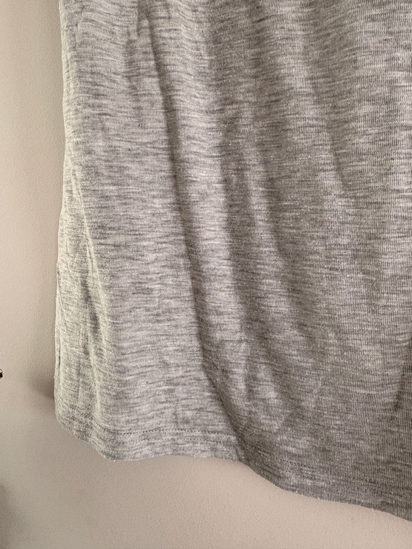 T-shirt Gris Chiné Empiècement Dentelle Florale – taille M