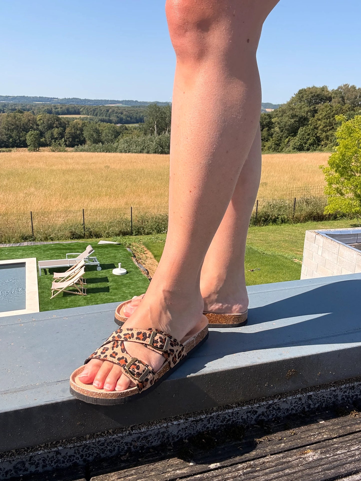 Sandales Femme 2 Brides Léopard Beige – Semelle Cuir Style Birkenstock