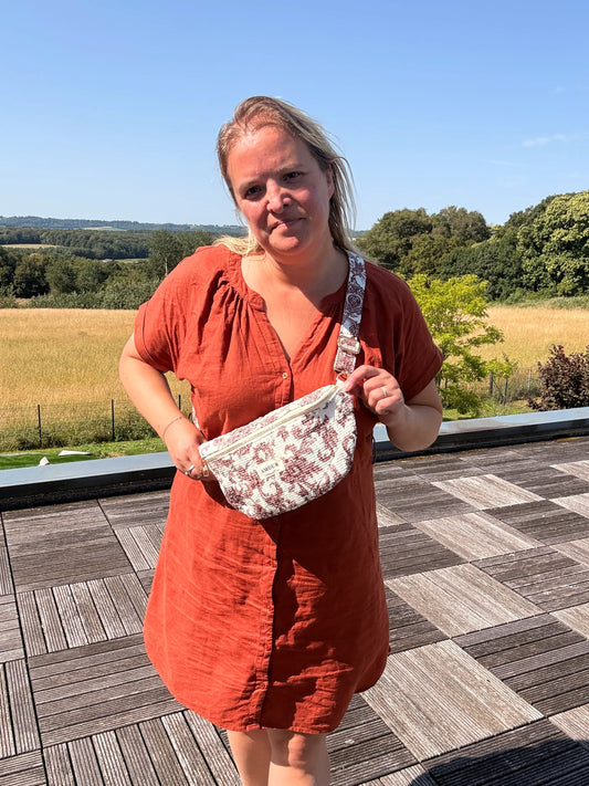 Sac Banane Toile de Jouy Bordeaux – Imprimé Amour Femme