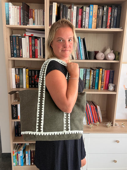 Tote Bag Feutrine Douce – Kaki & Écru