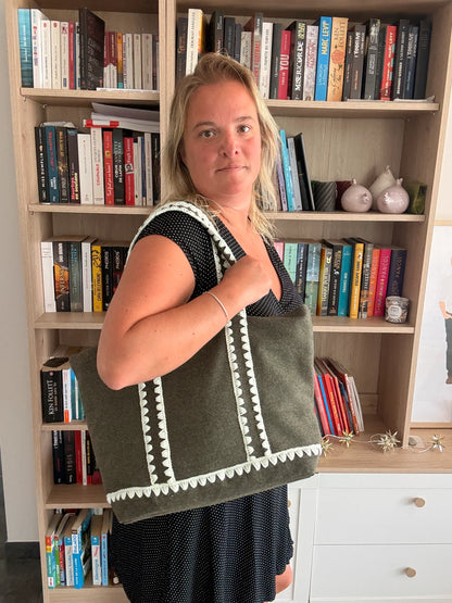 Tote Bag Feutrine Douce – Kaki & Écru