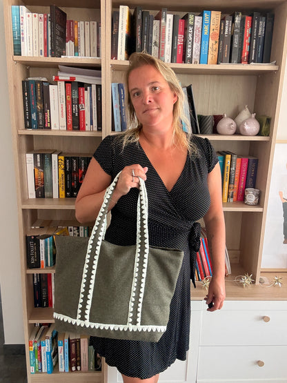 Tote Bag Feutrine Douce – Kaki & Écru