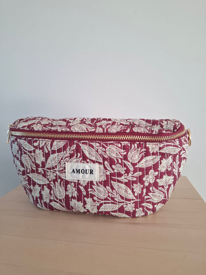 Sac banane coton matelassé liberty floral toile de jouy rouge bordeaux et blanc
