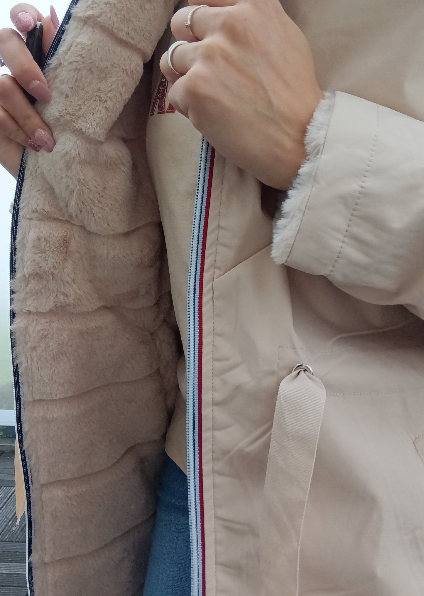 New Lolo - Manteau long BEIGE réversible, imperméable et complètement fourré resserrable à la taille