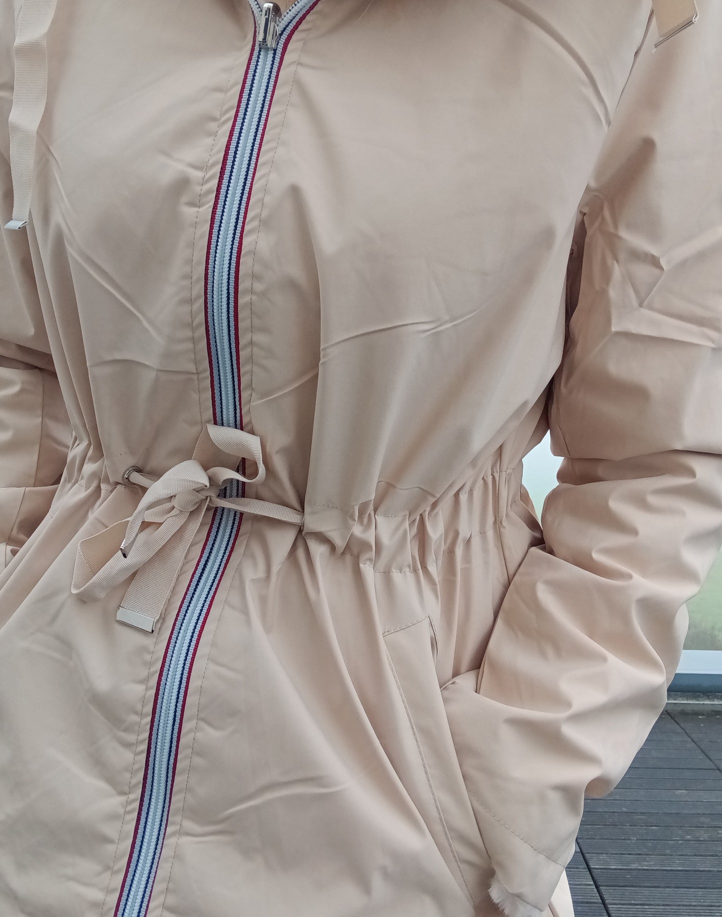 New Lolo - Manteau long BEIGE réversible, imperméable et complètement fourré resserrable à la taille