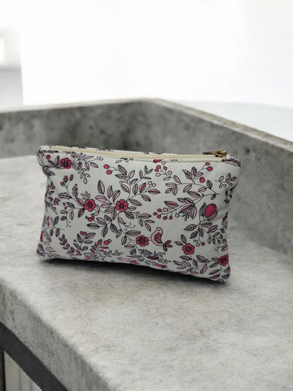 Trousse florale en coton blanche inscription « J’adore »