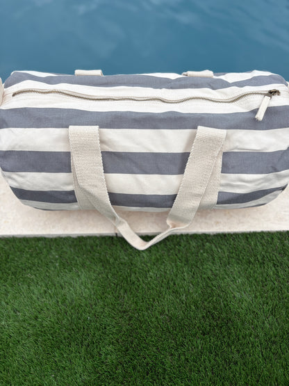 Sac polochon en coton rayé gris et blanc