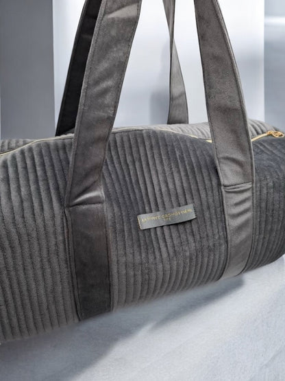 Sac polochon en velours matelassé gris 'La ptite cachotiere'