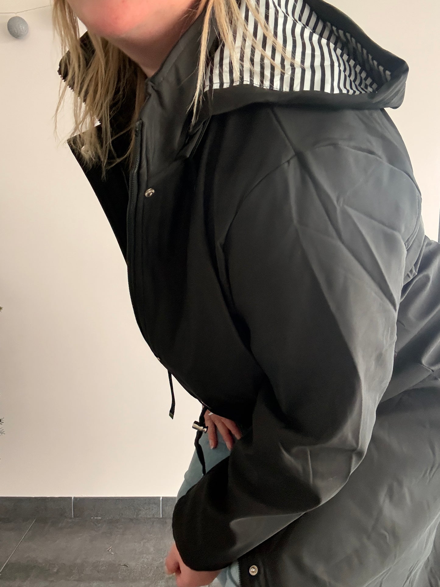 Manteau long imperméable fourré type trench ciré hauteur genoux noir - Curvy