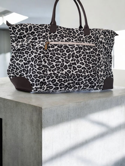 Grand sac porté épaule imprimé léopard blanc noir