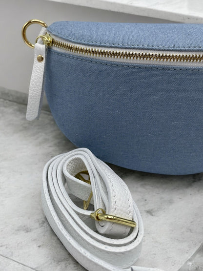 Sac banane tissu jean bandouliere blanche en cuir