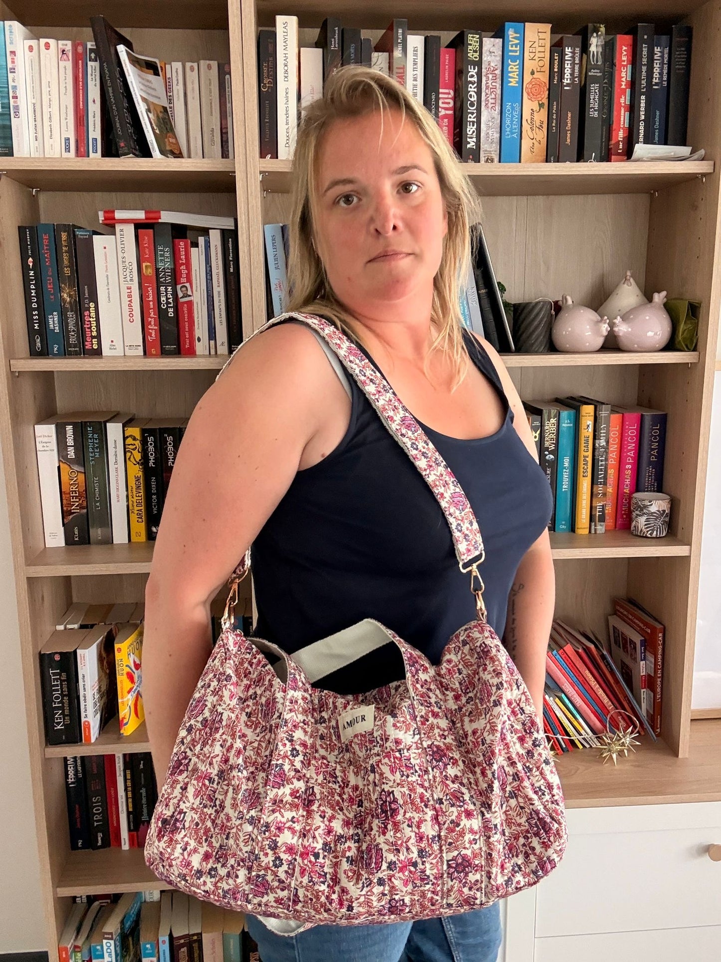 Sac Polochon "Amour" – Coton Matelassé Fleuri Rose & Bordeaux