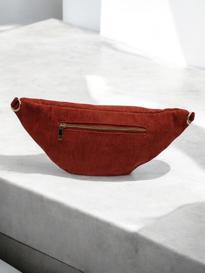 Sac banane velours côtelé couleur terracotta rouille