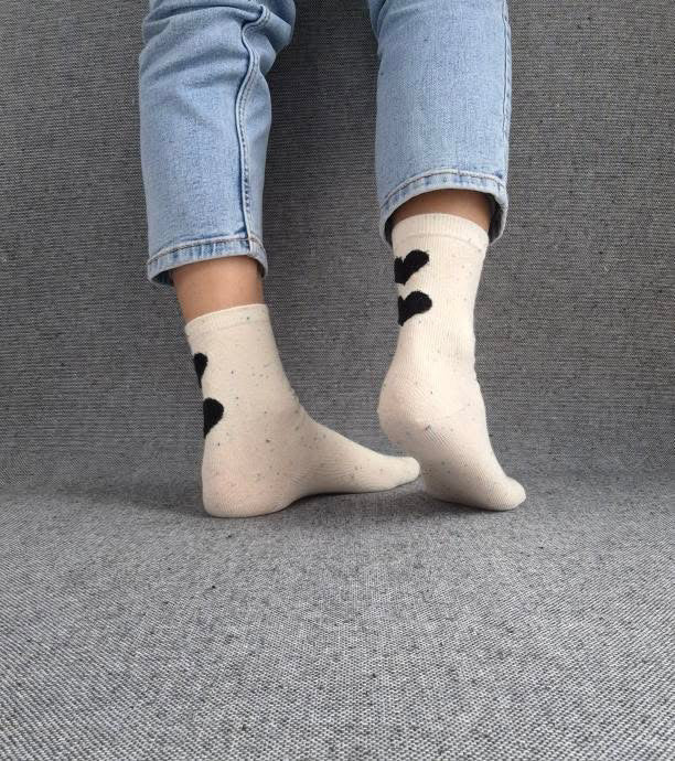 Nouveautés - Chaussettes blanches en coton à motif coeurs