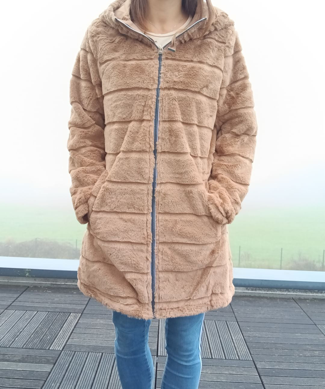 New Lolo - Manteau long CAMEL réversible, imperméable et complètement fourré resserrable à la taille - Curvy