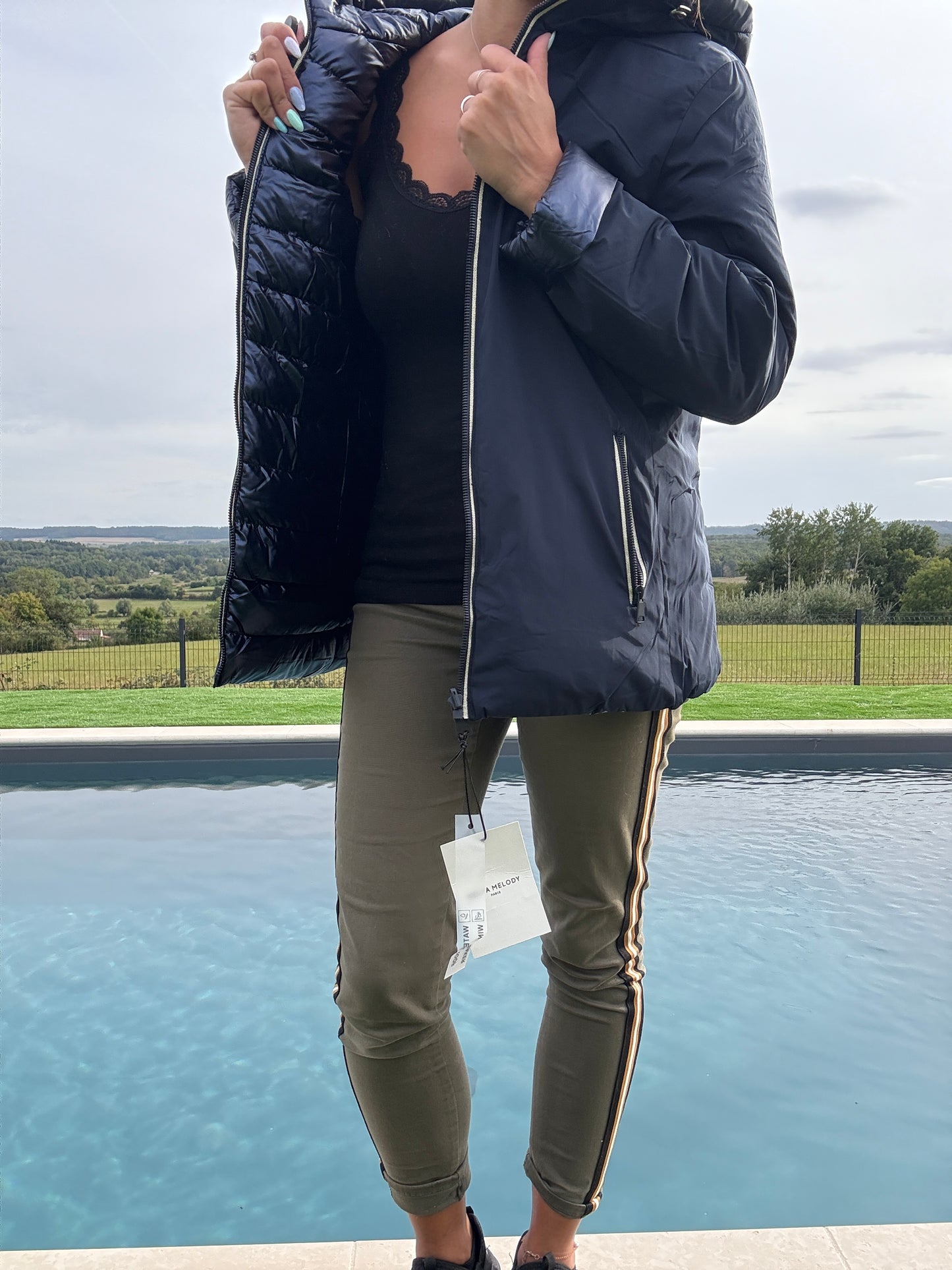 Melya Melody - Manteau court bleu marine réversible et imperméable matelassé bleu marine brillant