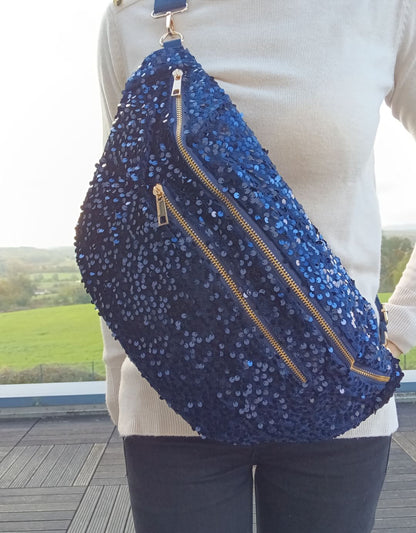 Sac banane XXL tissu velours bleu marine à sequins bleu marine deux poches