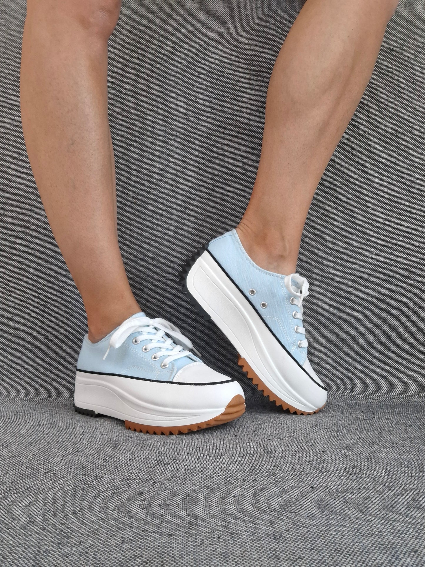 Chaussures baskets basses plate-forme tissu toile bleu