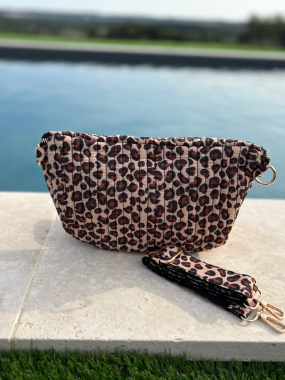 Sac banane tissu coton matelassé imprimé léopard beige marron