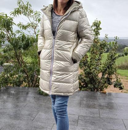 Melya Melody - Manteau long réversible et imperméable matelassé kaki clair/doré