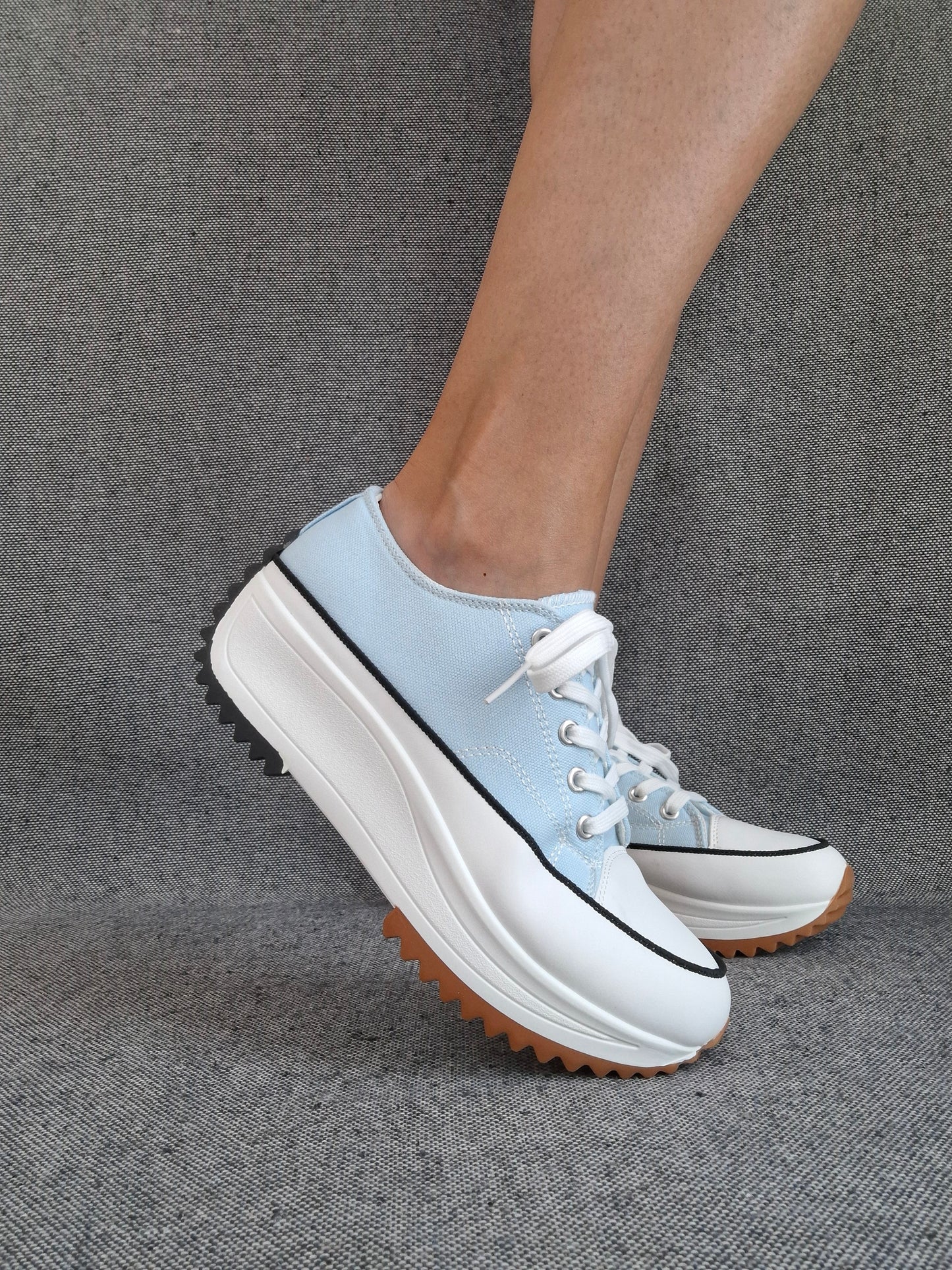 Chaussures baskets basses plate-forme tissu toile bleu