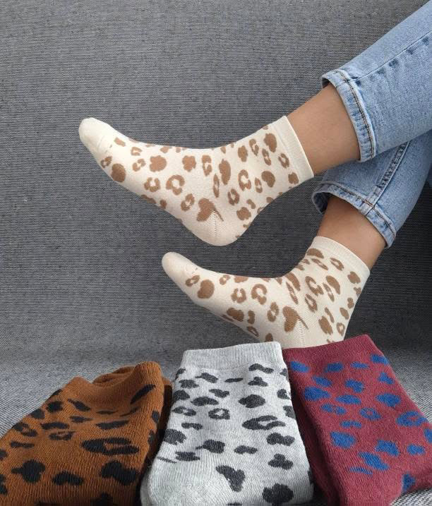 Nouveautés - Chaussettes beige en coton à motif léopard marron