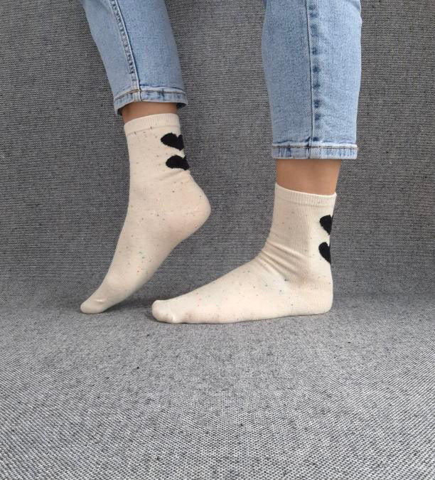 Nouveautés - Chaussettes blanches en coton à motif coeurs