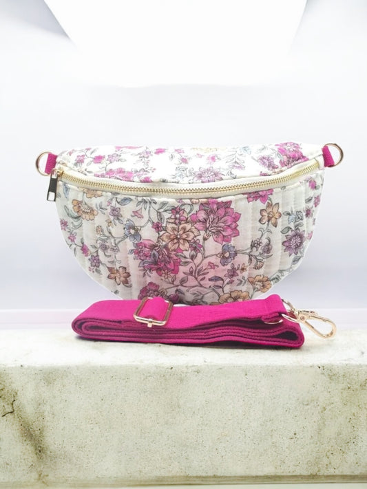 Sac banane en coton matelassé liberty blanc motif floral rose
