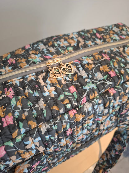 Sac week-end polochon en coton matelassé gris liberty fleuris nuances de rose bleu et orange