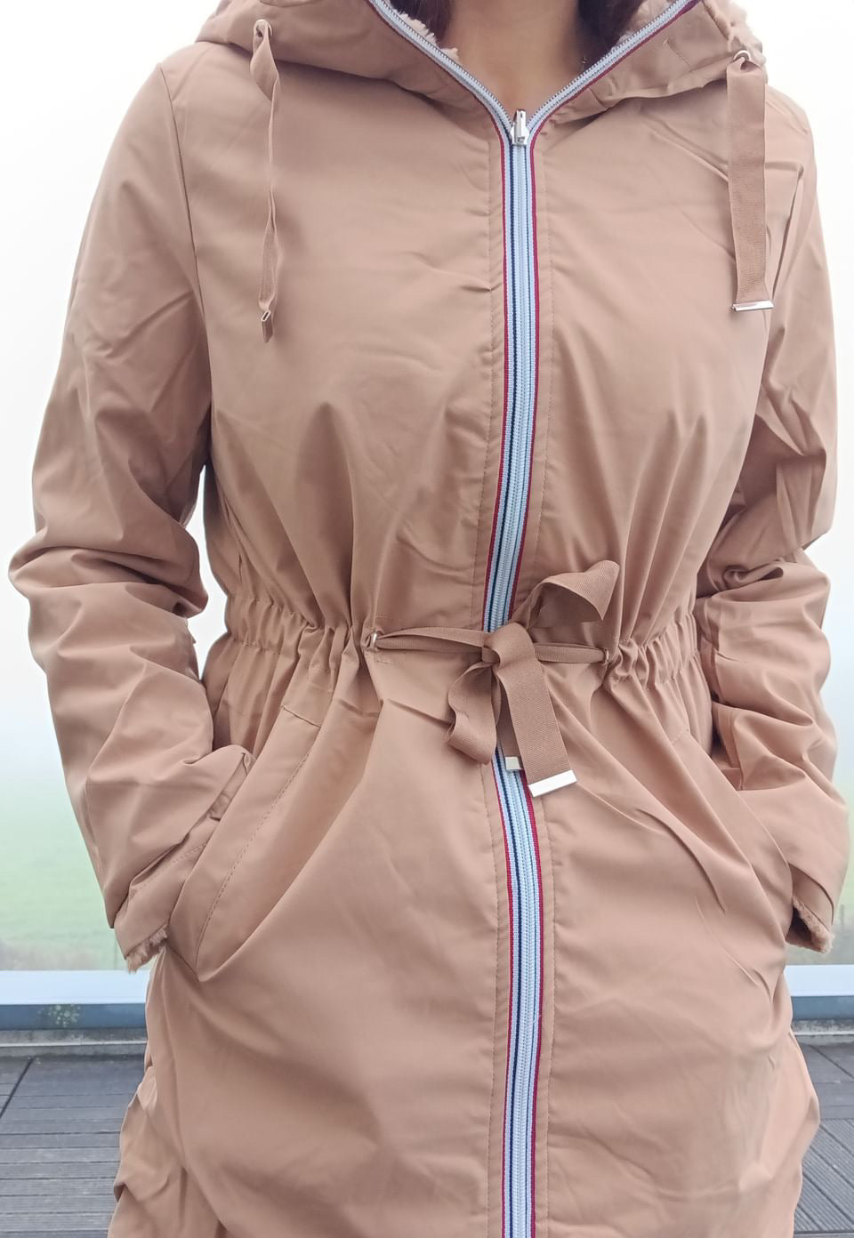 New Lolo - Manteau long CAMEL réversible, imperméable et complètement fourré resserrable à la taille