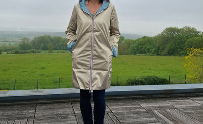 Laura Jo - Imperméable réversible long sans garnissage ouate couleur bleu ciel/doré