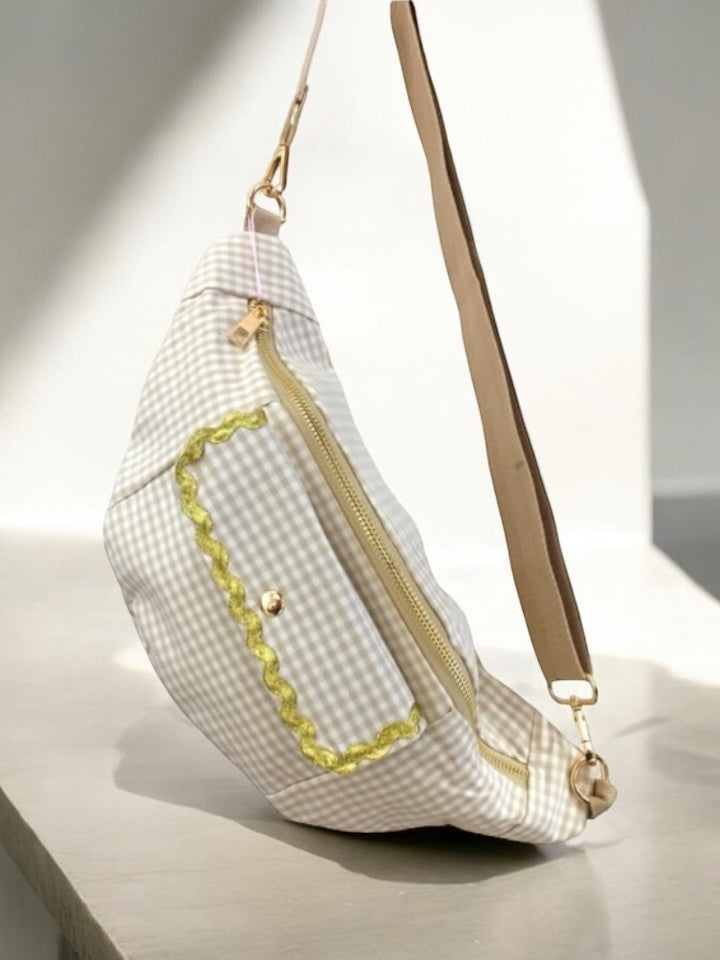 Sac banane en coton motif vichy beige et blanc 2 poches