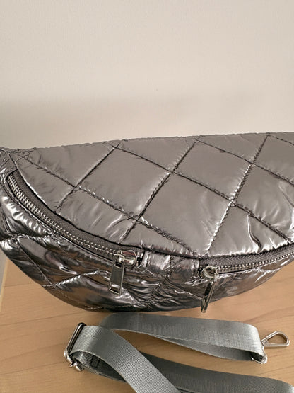 Sac banane XL matelassé effet doudoune argenté
