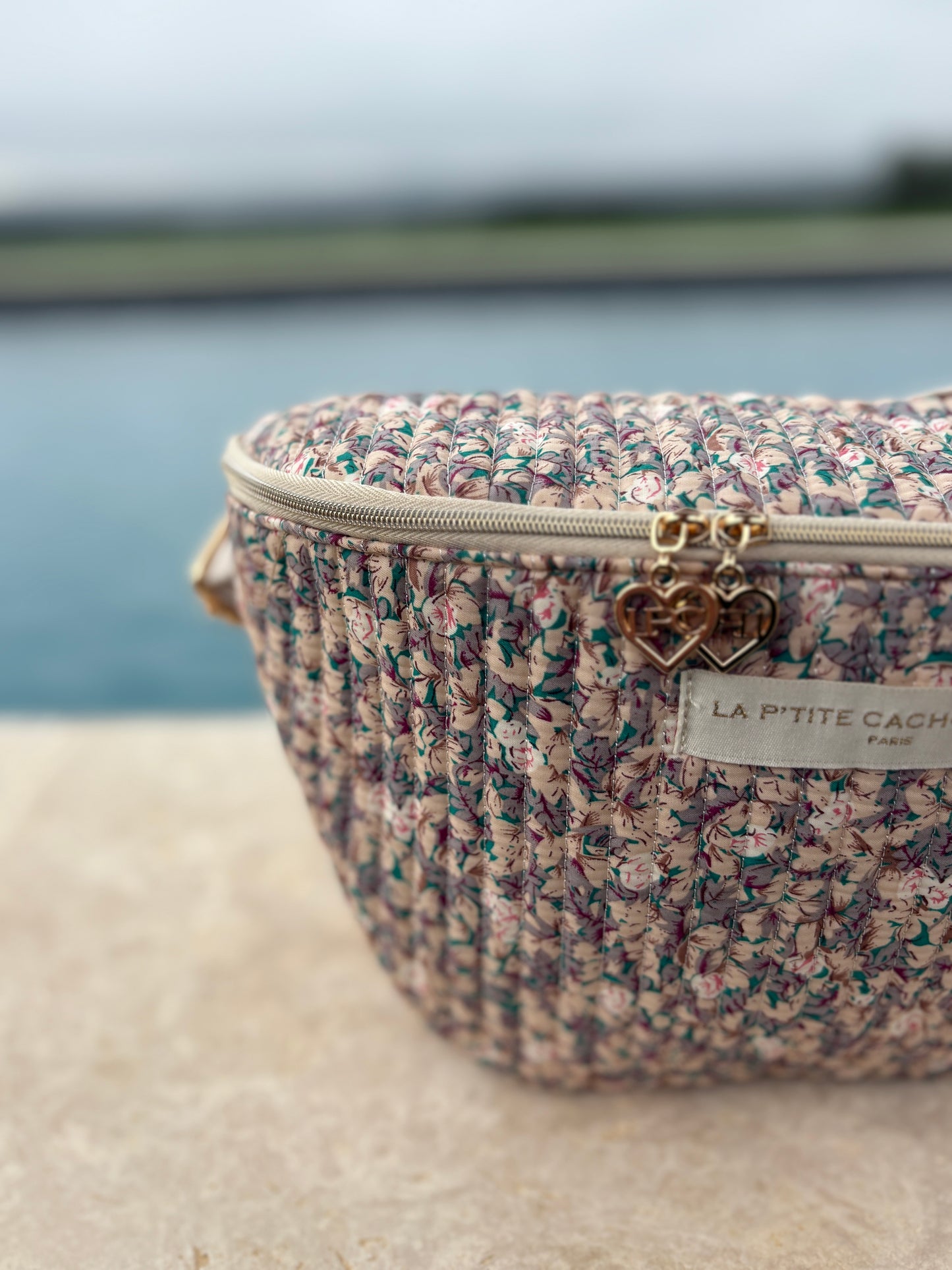 Sac banane en coton liberty fleuri beige lilas « La Ptite cachottière »