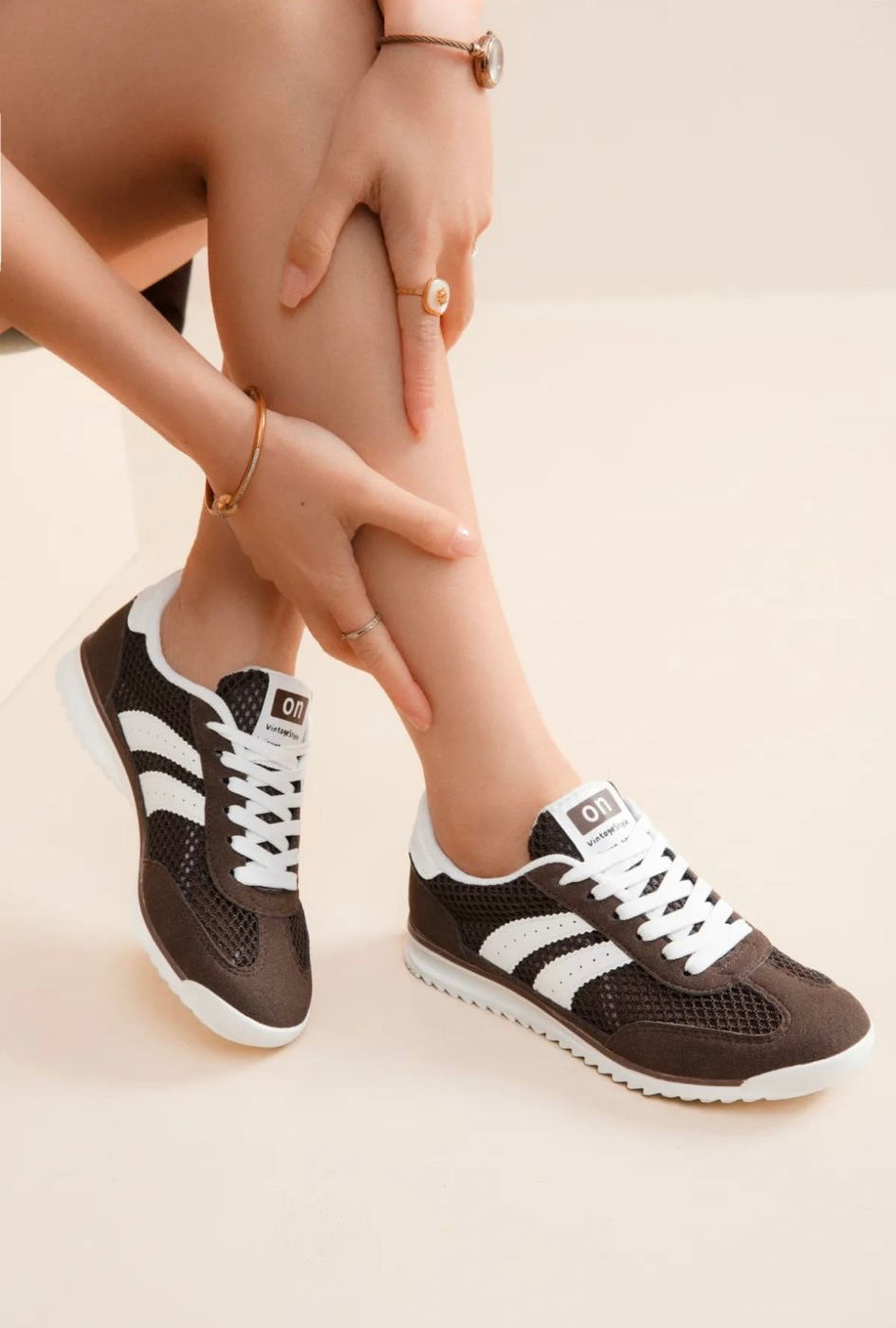 Baskets femme tendance légères et confortables style casual couleur Marron