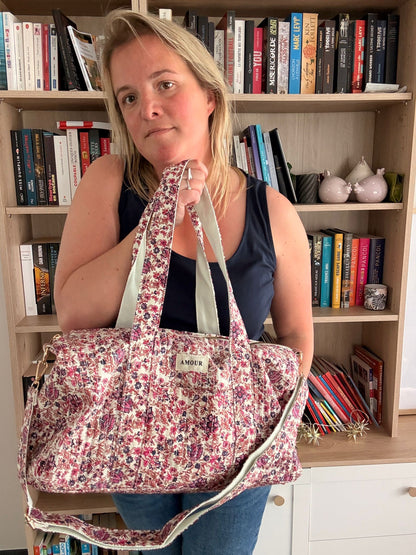 Sac Polochon "Amour" – Coton Matelassé Fleuri Rose & Bordeaux