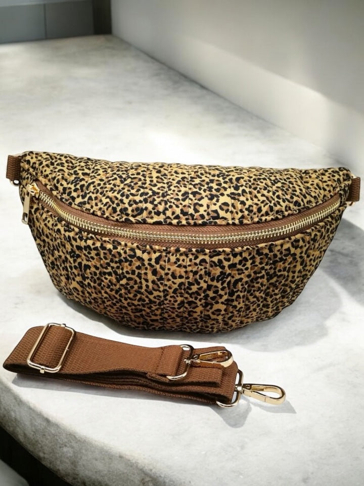 Nouveautés - Sac banane camel motifs léopard matelassé en coton